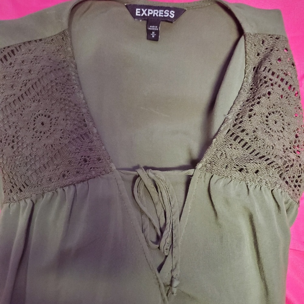 Express shirt